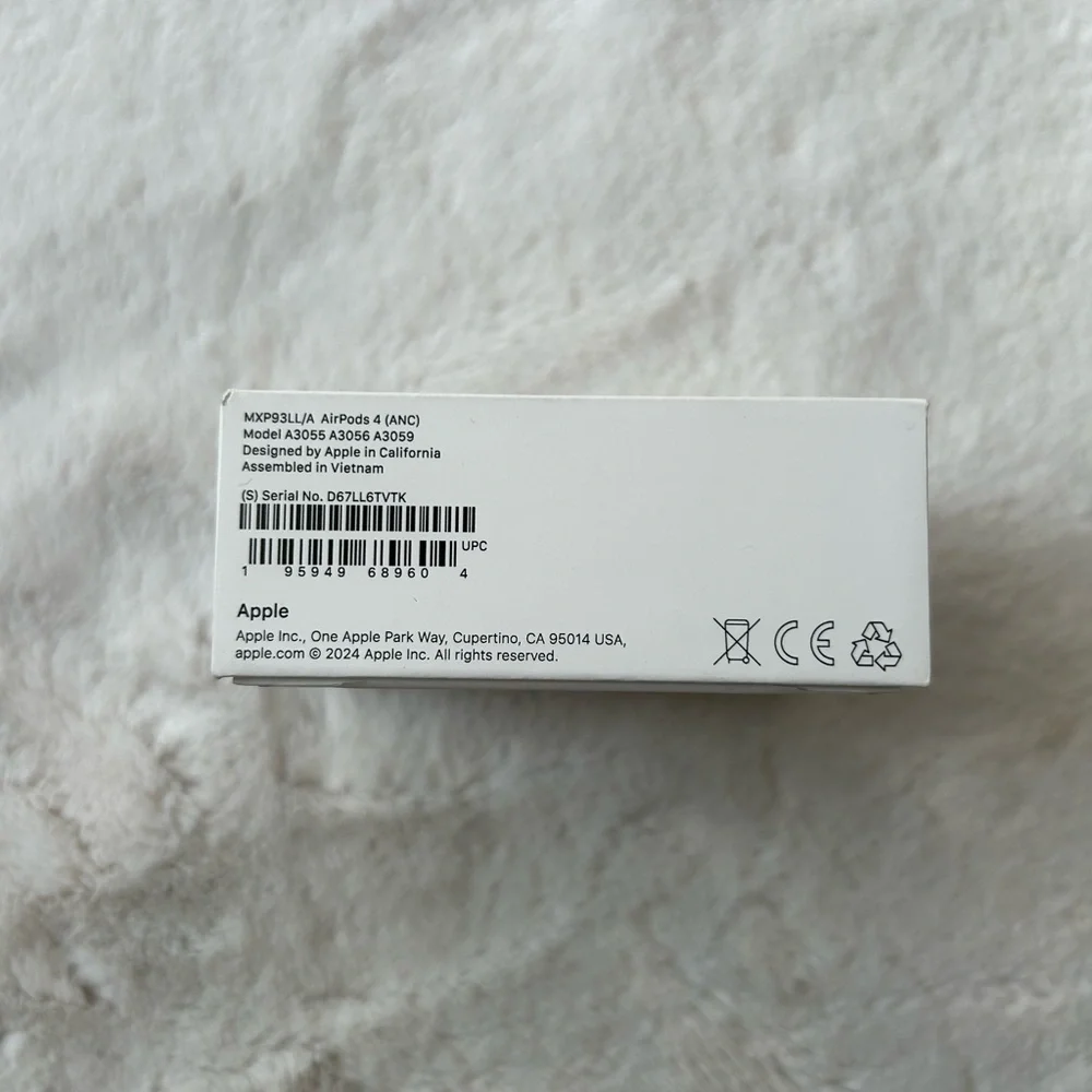 NEW AirPods 4 with Noice Cancellation - Picture 2 of 5